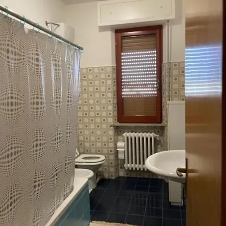 Adriatic Sea - La Casa Di Elena شقة Villa Rosa Di Martinsicuro