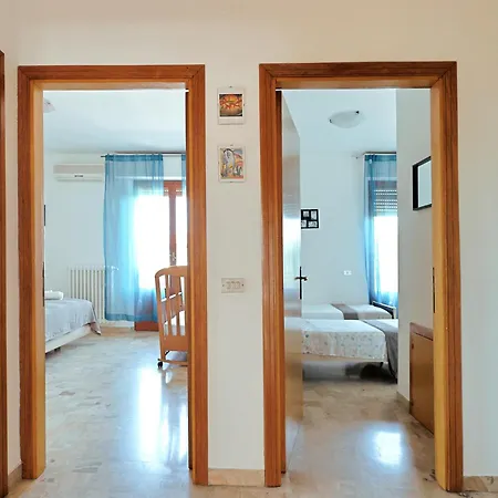 Adriatic Sea - La Casa Di Elena Apartment *